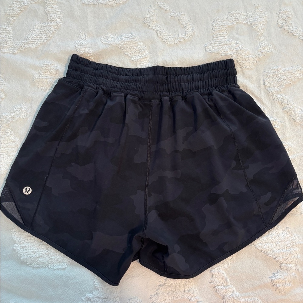 Lululemon Hotty Hot Shorts